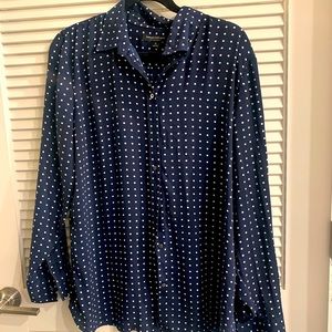 Banana Republic Polka dot button down Navy and white XL EUC